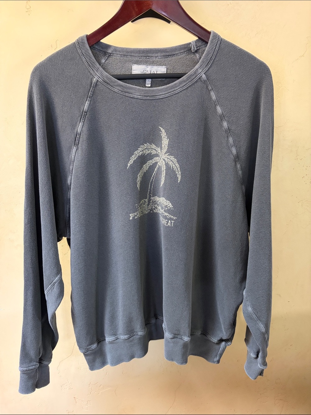 Sz 3 (L) The Great. Women's Gray Palm-Graphic Crewneck Sweater
